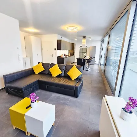 2 Bedrooms Penthouse In Center W Terrace&parking