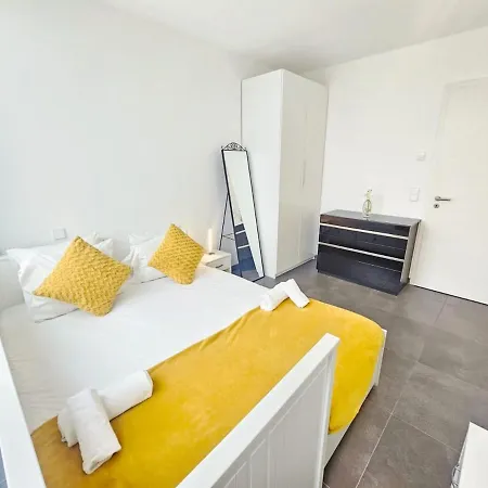 Appartement 2 Bedrooms Penthouse In Center W Terrace&parking *